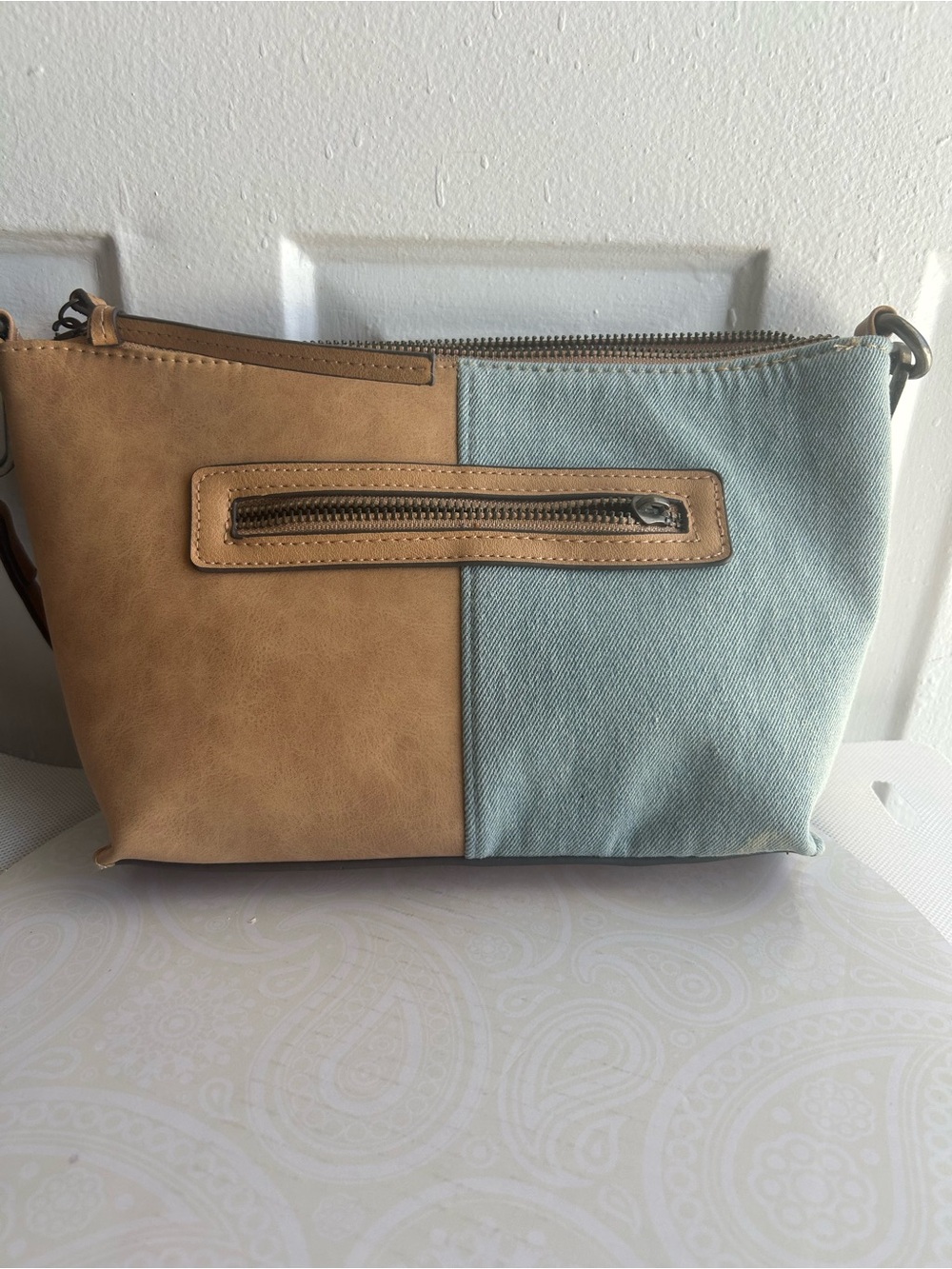 Time and Tru Womens Georgia Denim & Faux Nubuck Shoulder Bag With one Strap
